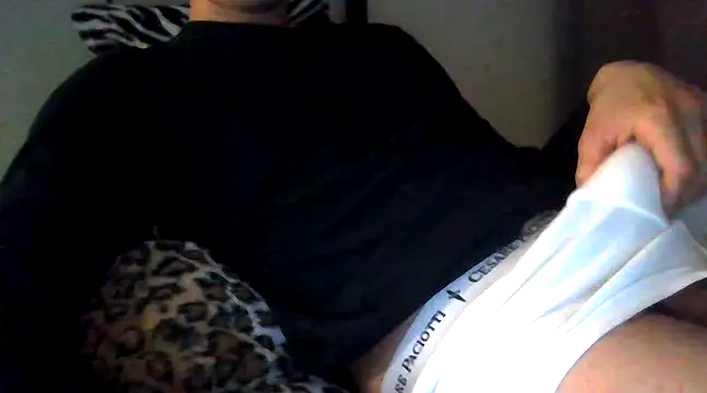 tommyboyteen online show from February 2025 09:01:01 PM