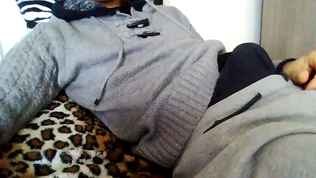 tommyboyteen online show from February 2025 01:46:02 PM