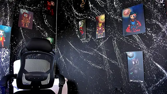 marcuscollins1  online show from February 2025 12:33:01 PM