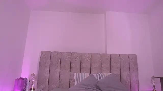 sara lopee1 online show from November 2025 11:53:02 AM