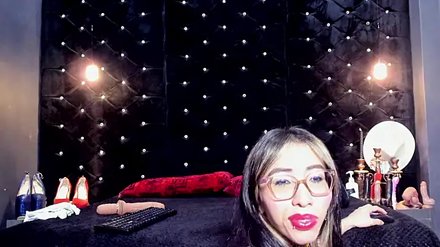 Mara Gonzalez online show from July 2026 12:48:02 PM