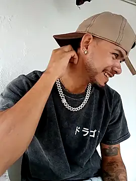 Snapshot of Niick01_ chatting on October 2025 07:42:02 PM Niick01 online show from October 2025 07:42:02 PM