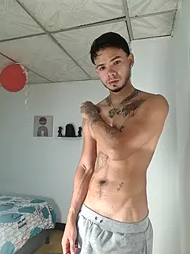 Snapshot of Niick01_ chatting on November 2025 04:51:01 PM Niick01 online show from November 2025 04:51:01 PM