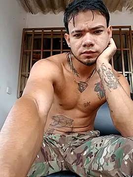 Snapshot of Niick01_ chatting on November 2025 01:03:01 PM Niick01 online show from November 2025 01:03:01 PM