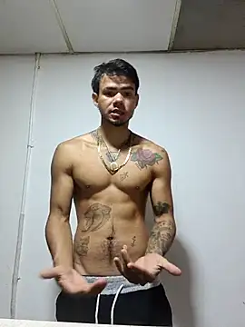 Snapshot of Niick01_ chatting on December 2025 01:29:01 PM Niick01 online show from December 2025 01:29:01 PM