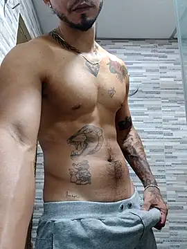 Snapshot of Niick01_ chatting on February 2026 03:05:02 PM Niick01 online show from February 2026 03:05:02 PM