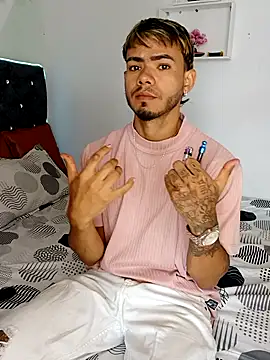 Snapshot of Niick01_ chatting on March 2026 05:05:02 PM Niick01 online show from March 2026 05:05:02 PM