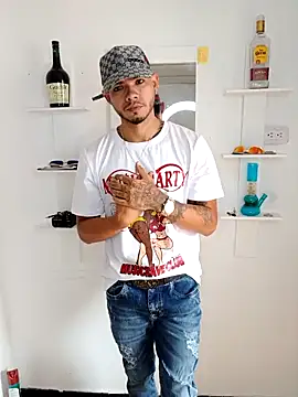 Snapshot of Niick01_ chatting on March 2026 07:03:01 PM Niick01 online show from March 2026 07:03:01 PM