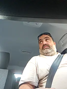 fuocovivo4 online show from April 2026 05:43:02 PM