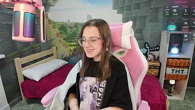 kaisajenner online show from February 2025 10:44:02 PM