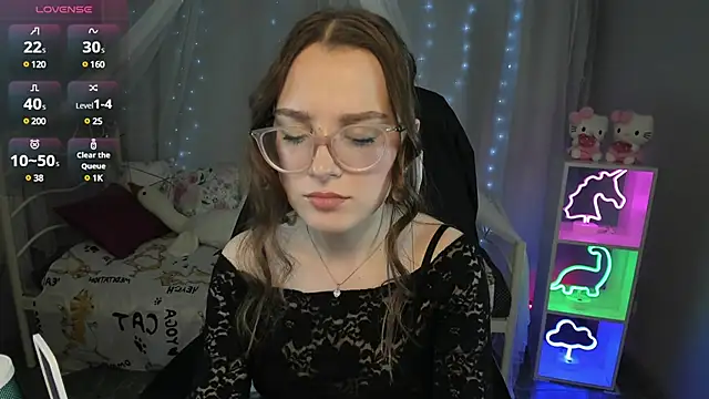 kaisajenner online show from March 2025 10:21:02 PM