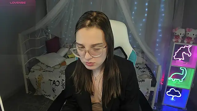 kaisajenner online show from March 2025 12:18:02 AM