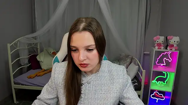 kaisajenner online show from November 2025 06:17:01 PM