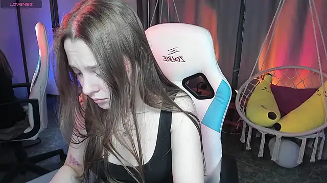 kaisajenner online show from March 2026 07:51:02 PM