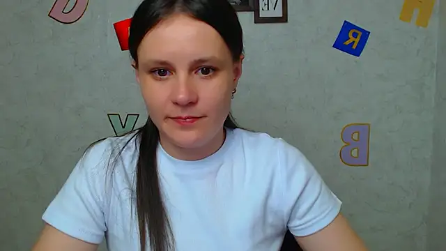 Snapshot of ValeriaHeart_ chatting on March 2025 01:18:02 PM ValeriaHeart online show from March 2025 01:18:02 PM