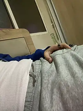 Snapshot of Daady_tuurk chatting on February 2025 08:35:02 PM Daady tuurk online show from February 2025 08:35:02 PM