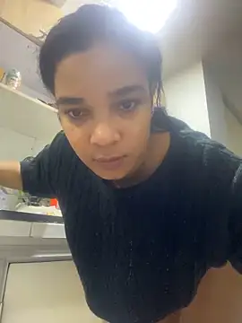 Snapshot of stefania_brunnett chatting on February 2025 08:27:02 AM stefania brunnett online show from February 2025 08:27:02 AM