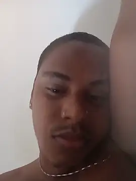 ONegodoce25 online show from June 2026 05:22:01 PM