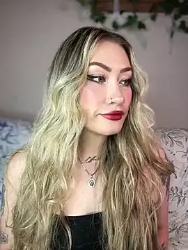 Lally Valencia   online show from February 2025 05:01:01 AM