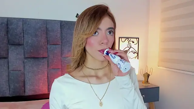 Violetta Ficher online show from June 2026 02:58:01 AM