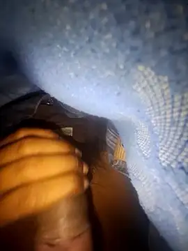 Singleboylucknow online show from February 2026 06:47:02 PM