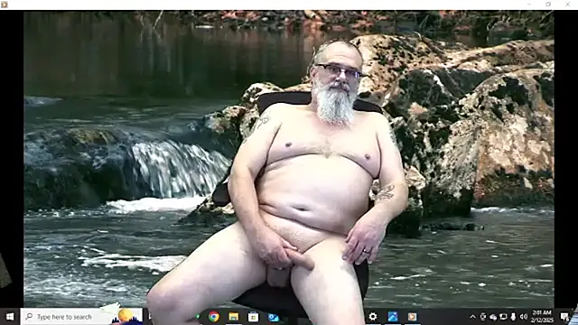 Snapshot of BigManCandy chatting on February 2025 07:02:02 AM BigManCandy online show from February 2025 07:02:02 AM