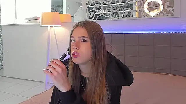 melissacrayzy online show from May 2026 05:23:02 AM