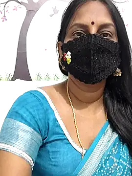 Snapshot of Tamil_Meera12 chatting on April 2026 04:44:01 PM Tamil Meera12 online show from April 2026 04:44:01 PM