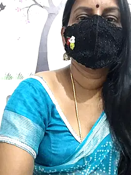 Snapshot of Tamil_Meera12 chatting on April 2026 05:30:01 PM Tamil Meera12 online show from April 2026 05:30:01 PM