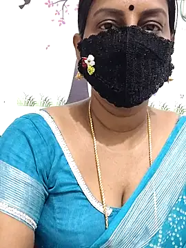 Snapshot of Tamil_Meera12 chatting on May 2026 03:14:02 AM Tamil Meera12 online show from May 2026 03:14:02 AM