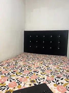 Emma Giraldo online show from March 2025 12:21:02 AM