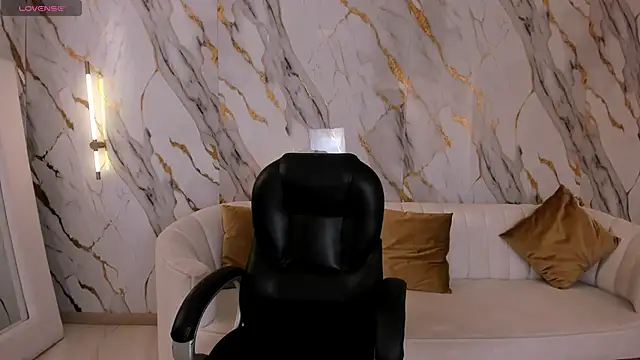 BeccaBaxter online show from December 2025 12:14:02 PM