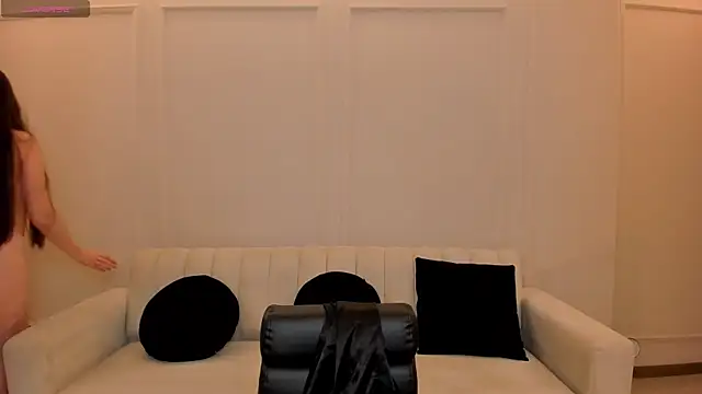 BeccaBaxter online show from May 2026 12:12:02 PM