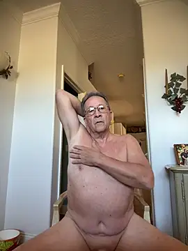 Snapshot of sissyboijamie1313 chatting on February 2026 08:34:01 PM sissyboijamie1313 online show from February 2026 08:34:01 PM