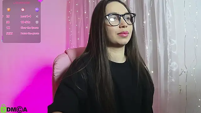 Snapshot of Arianahot777 chatting on February 2025 09:18:02 PM Arianahot777 online show from February 2025 09:18:02 PM