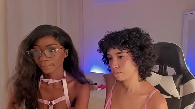 leahaltomm online show from February 2025 07:50:02 PM