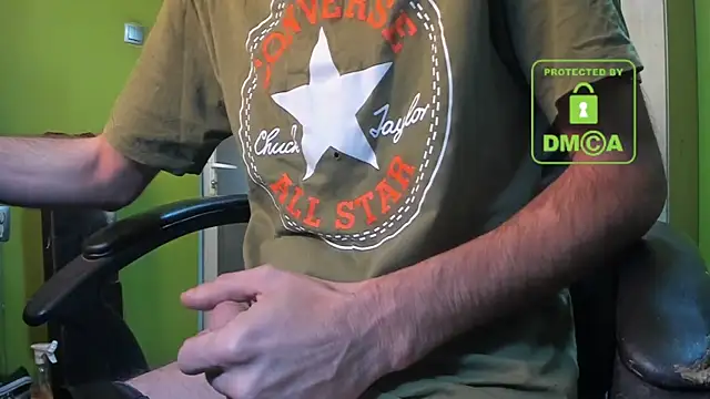 Snapshot of BigCumShoot chatting on January 2026 07:33:02 AM BigCumShoot online show from January 2026 07:33:02 AM