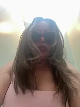 laarti online show from May 2026 10:38:02 PM