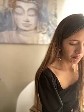 Andrea18 blonde online show from February 2025 02:43:01 PM