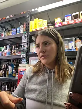 Andrea18 blonde online show from April 2026 05:59:02 PM