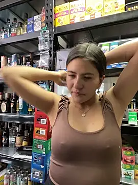 Andrea18 blonde online show from May 2026 03:31:01 PM