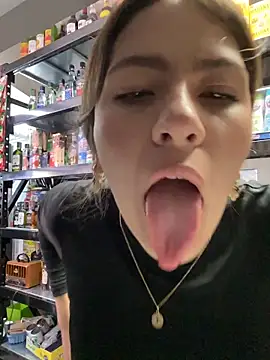 Andrea18 blonde online show from June 2026 04:45:01 PM