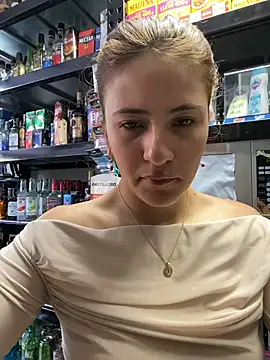 Andrea18 blonde online show from June 2026 09:08:02 PM