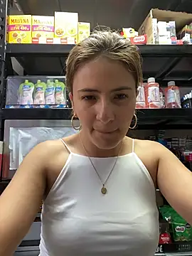 Andrea18 blonde online show from July 2026 06:33:01 PM
