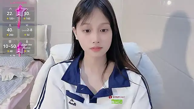 xunian71O online show from March 2025 06:51:01 AM