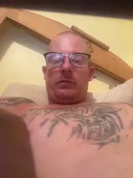 Snapshot of ClimbedCaelum chatting on October 2025 06:23:01 AM ClimbedCaelum online show from October 2025 06:23:01 AM