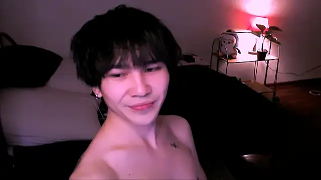 Snapshot of rennnuts chatting on November 2025 11:53:01 AM rennnuts online show from November 2025 11:53:01 AM