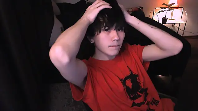 Snapshot of rennnuts chatting on December 2025 03:43:02 PM rennnuts online show from December 2025 03:43:02 PM