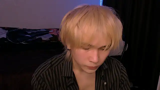 Snapshot of rennnuts chatting on February 2026 03:34:02 PM rennnuts online show from February 2026 03:34:02 PM