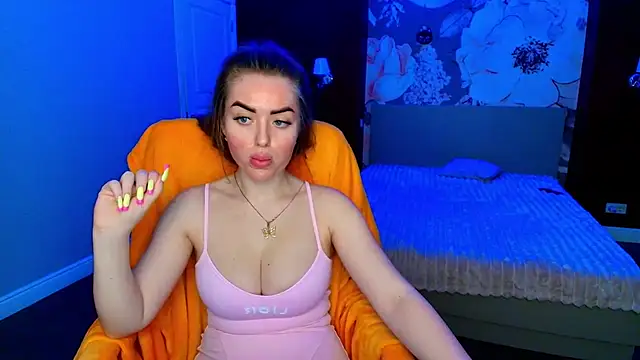 MissisCaty online show from July 2026 03:53:01 AM